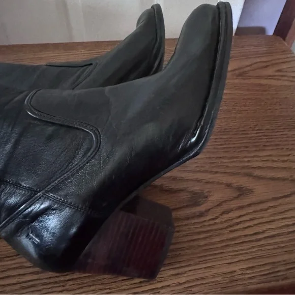 Frye Rory Scrunch Black Leather Boots 9 - Picture 6 of 15